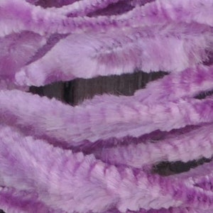Vintage SILKY LILAS Bump Chenille Fuzzy Wire Stems - par yard - cure-pipe - difficile à trouver - excellent - ornements bricolage, artisanal
