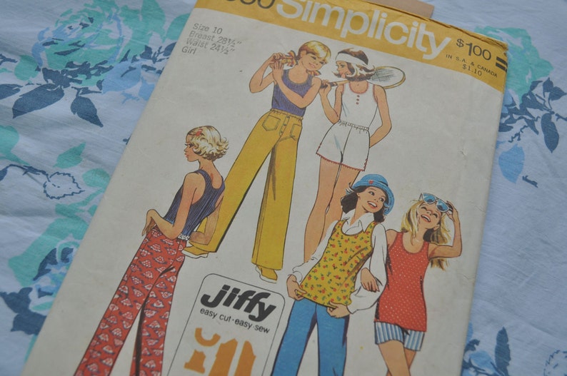 Simplicity 5650 Adorable Girls' Summer Wardrobe Fun in the Sun Vintage Easy To Sew Size 10 Tween 1970s Shorts, Tank, Tee image 5