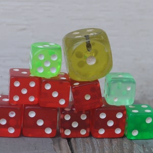 Vintage Dice Lot -  TRANSLUSCENT - 6-Sided Die, Plastic - Game Pieces, Gaming, Retro, Mid-Century, Crafting - Lucite
