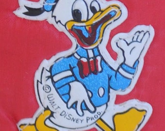 Vintage Donald Duck Toddler-Sized Mittens - Small Child - Vintage Clothing - Walt Disney Productions - Licensed Winter Wear