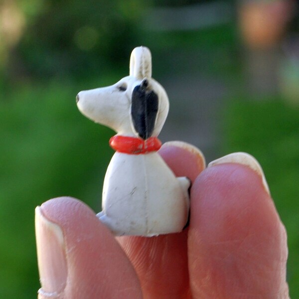 vintage Rare Tiny Snoopy Charm - Plastique - Bracelet Charm - Miniature - Chien - Beagle - Chien Blanc - Mignon / Kawaii - Decora - Collier