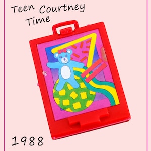 Vintage 1988 / 1980s Teen Time Courtney - Caballete / Caja de Arte / con Extras - Llavero, Caja de Regalo, Escondite, Caja de Baratijas, Adorno de Navidad