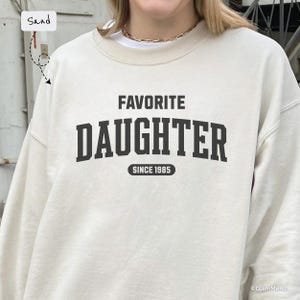Anpassad favoritdottertröja, personlig dotterpresent från mamma pappa bild 3