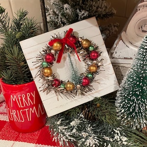 Christmas farmhouse decor, mini 5&quot; Christmas wreath sign, NEW shiplap mini sign, Christmas tier tray