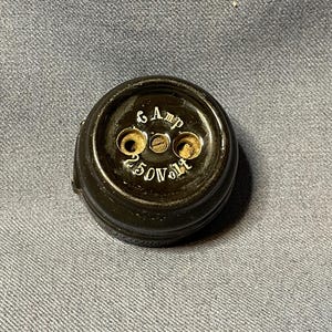 Retro porcelain socket, 250 volts.