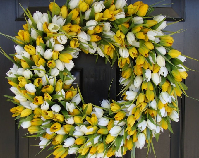 Easter Wreath- Easter Decoration- Spring Wreath- Tulips- Spring Decor- Spring Decoration- Tulip Wreath