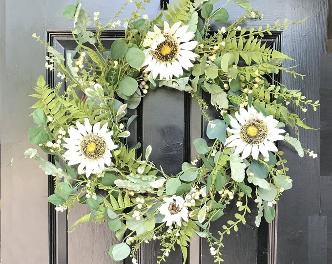 Cream Sunflower Summer Wreath Thin Spring or Year Round Wreath for Door, Outdoor Decor, Wall Decoration, Greenery and Neutral Decor 24 inch