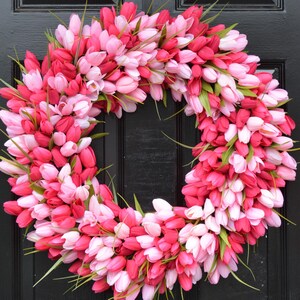 Spring Wreath- Pink Mini Tulip Spring Wreath- Front Door Wreath for Spring- Mother&#39;s Day Gift- Front Door Summer Wreath- Gift for Her