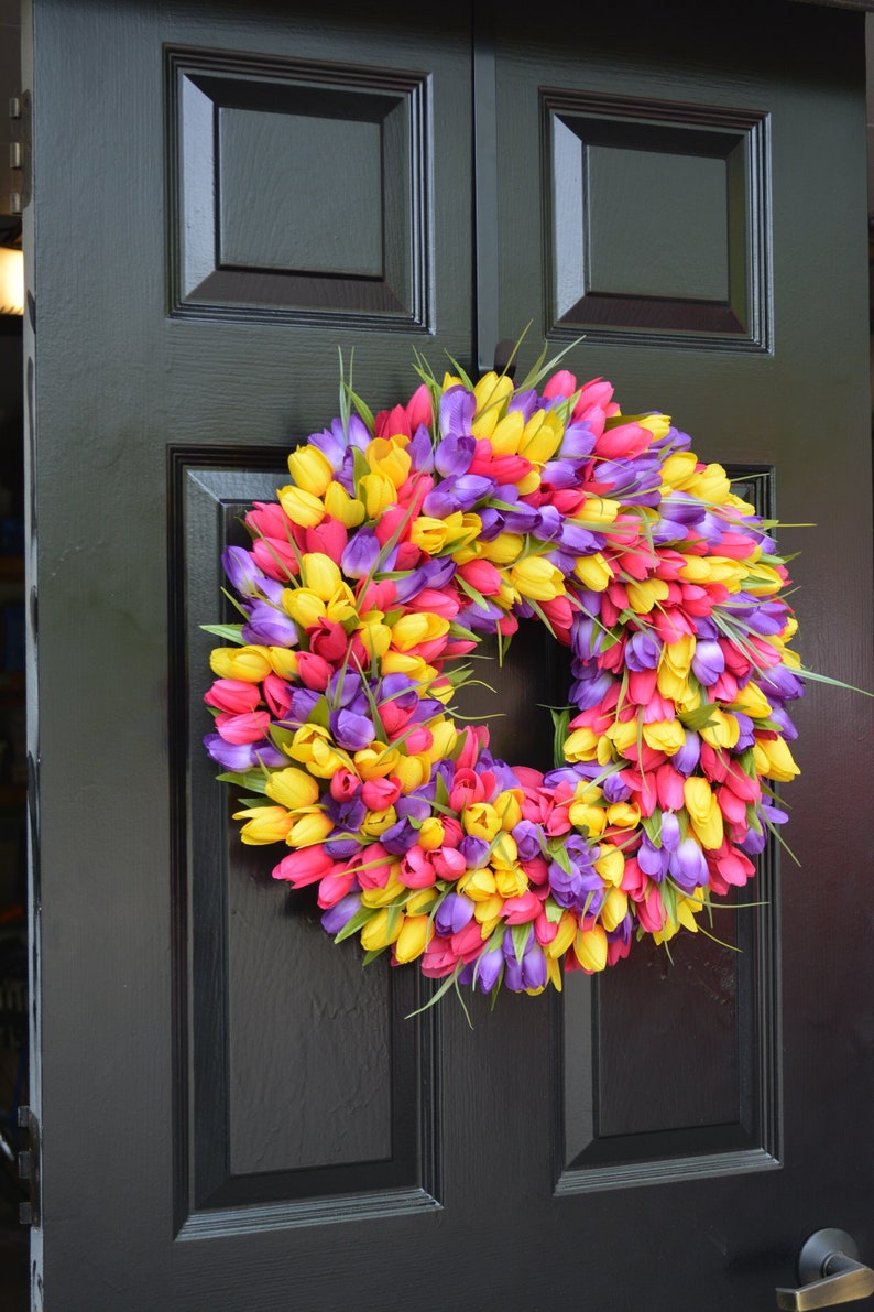 Custom Spring Wreath Door Wreath Tulip Wreath Custom Colors Summer Wreath Outdoor Spring Decor image 1