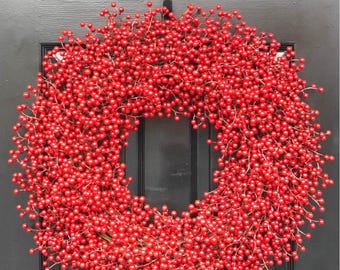 Ghirlanda natalizia di bacche rosse, resistente alle intemperie: decorazione natalizia per esterni adatta a tutte le condizioni atmosferiche.