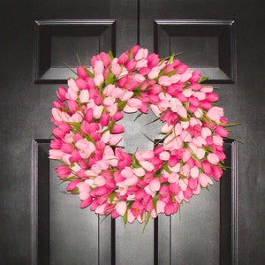 Pink Tulip Farmhouse Wreath Spring Wreath Mother's Day Wreath Gift for Mom Mother's Day Gift Shabby Chic Decor Front Door Wreath pink/ light pink