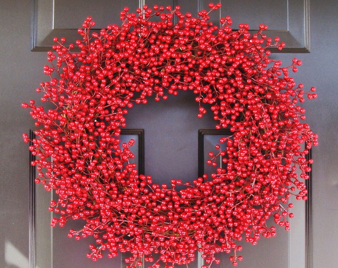 Weatherproof Red Berry Christmas Wreath, Elegant Durable Outdoor Winter through Valentine Day Decor