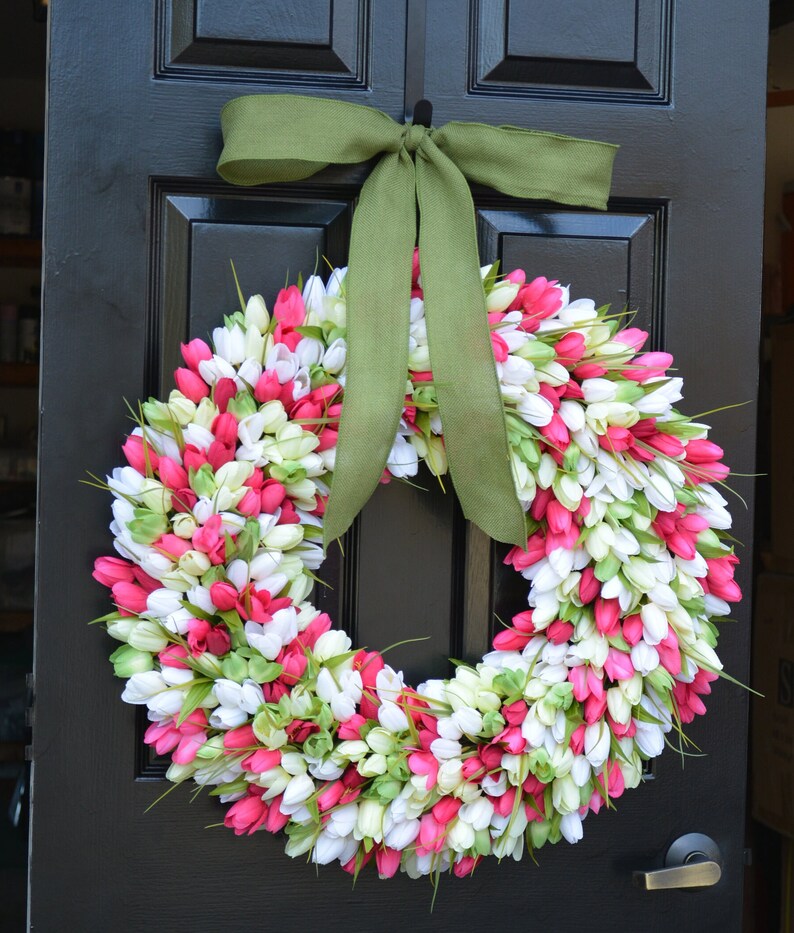 Spring Wreath Summer Wreath Mother's Day Gift Summer Decor Burlap Ribbon, Custom Colors The ORIGINAL Tulip Wreath pink/green/white