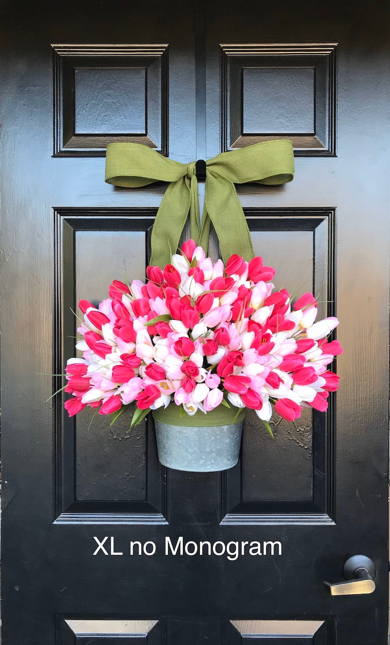 Spring Mother's Day Tulip Wreath, Tulip Door Bucket Spring Wreath, Tulip Wreath Gift for Mom Wreath for Spring Custom Size image 1