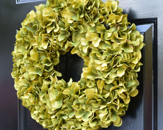 Custom Year Round Hydrangea Wreath, Green Summer Wreath, Monogram Hydrangea Wreath, Outdoor Wreath for Door, Summer Wreath, Fall