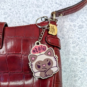 Grumpy Sam Siamese Cat Wooden Keychain, wooden cat keyring for cat lovers, cute kitty key fob