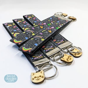 Doodles Fabric Wristlet Keychain: Cat Charm Key Fob