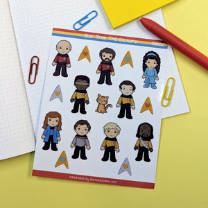 Folha de adesivos SS1000F Space Crew, ótima para agendas, calendários, diários e scrapbooks. Pequena, fofa e pronta para aventuras espaciais.