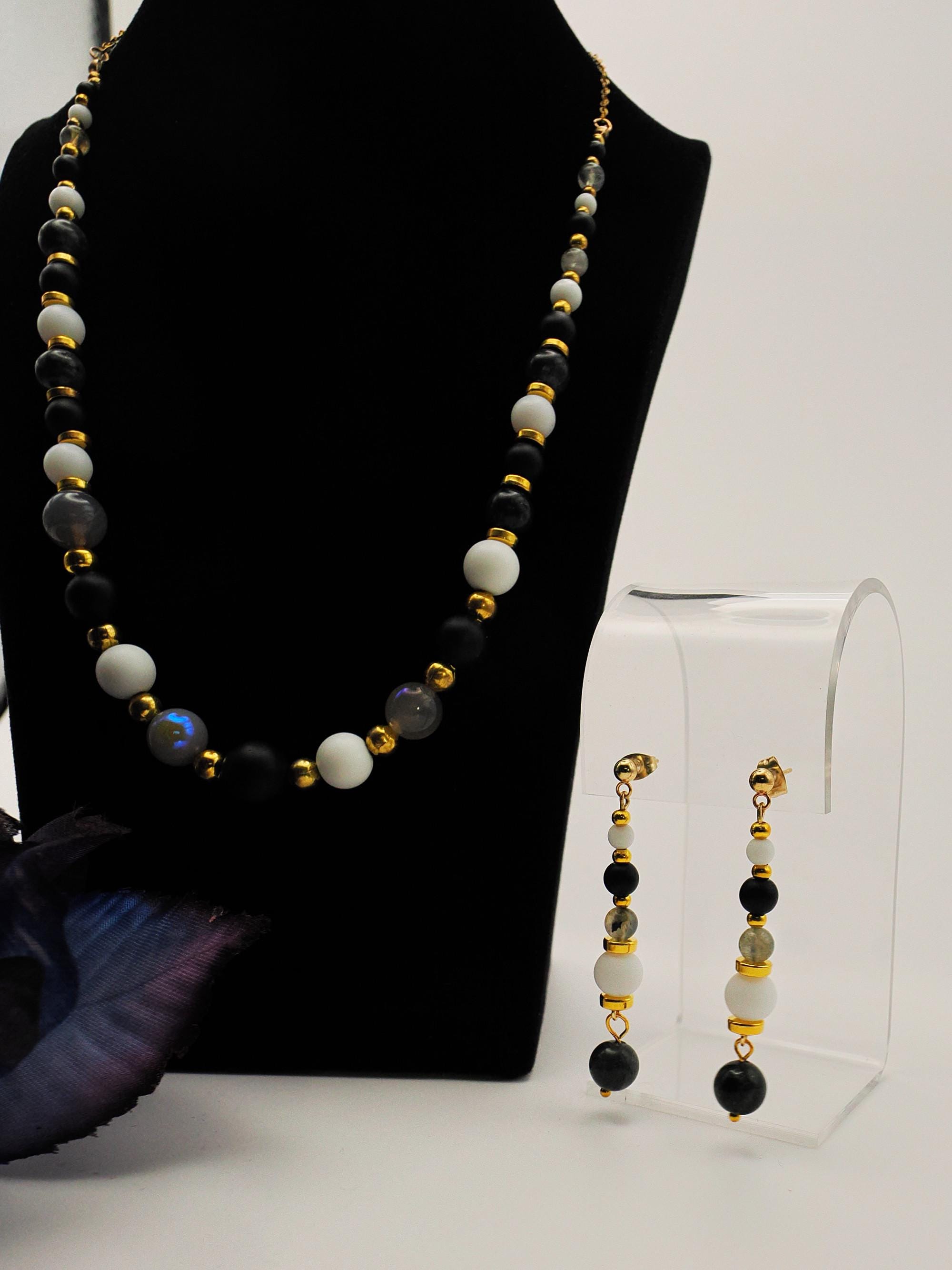 Produktbild von Lava Obsidian Perlen Heilung Kraft Schutz Pfeilspitze Herren