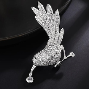 Beautiful &quot;Humming Bird&quot; Brooch, Black & White Round Moissanite Diamond Brooch, Bird Inspired Brooch For Men-Women, 14K Gold Wedding Brooch
