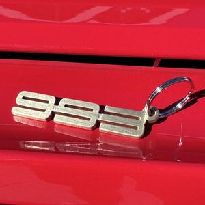993 Porsche Style Keychain