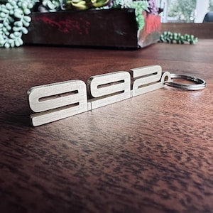 992 Porsche Style Keychain
