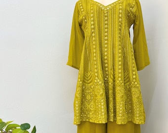 Haldi & Mehndi-outfitset voor dames, meerdere kleurrijke desi-jurken, palazzoset sharara