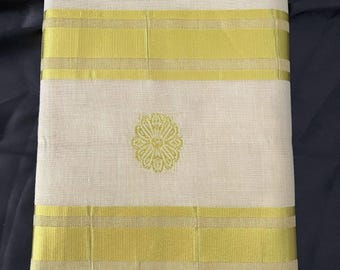 Flower & Gold Zari Border Tissue Kasavu Saree, Saree with blouse,kerala tissue saree,Indian saree, wedding saree, onam saree, Temple Saree