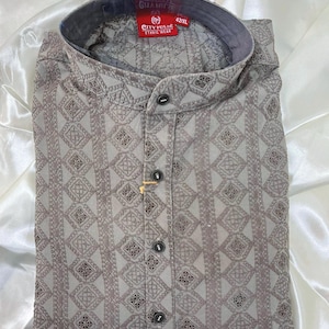 Light grey Men&#39;s kurta set, Lucknowi chikankari kurta, Kurta pajama set, Sherwani, Indian party wear kurta, Desi party wear, Mehendi kurta