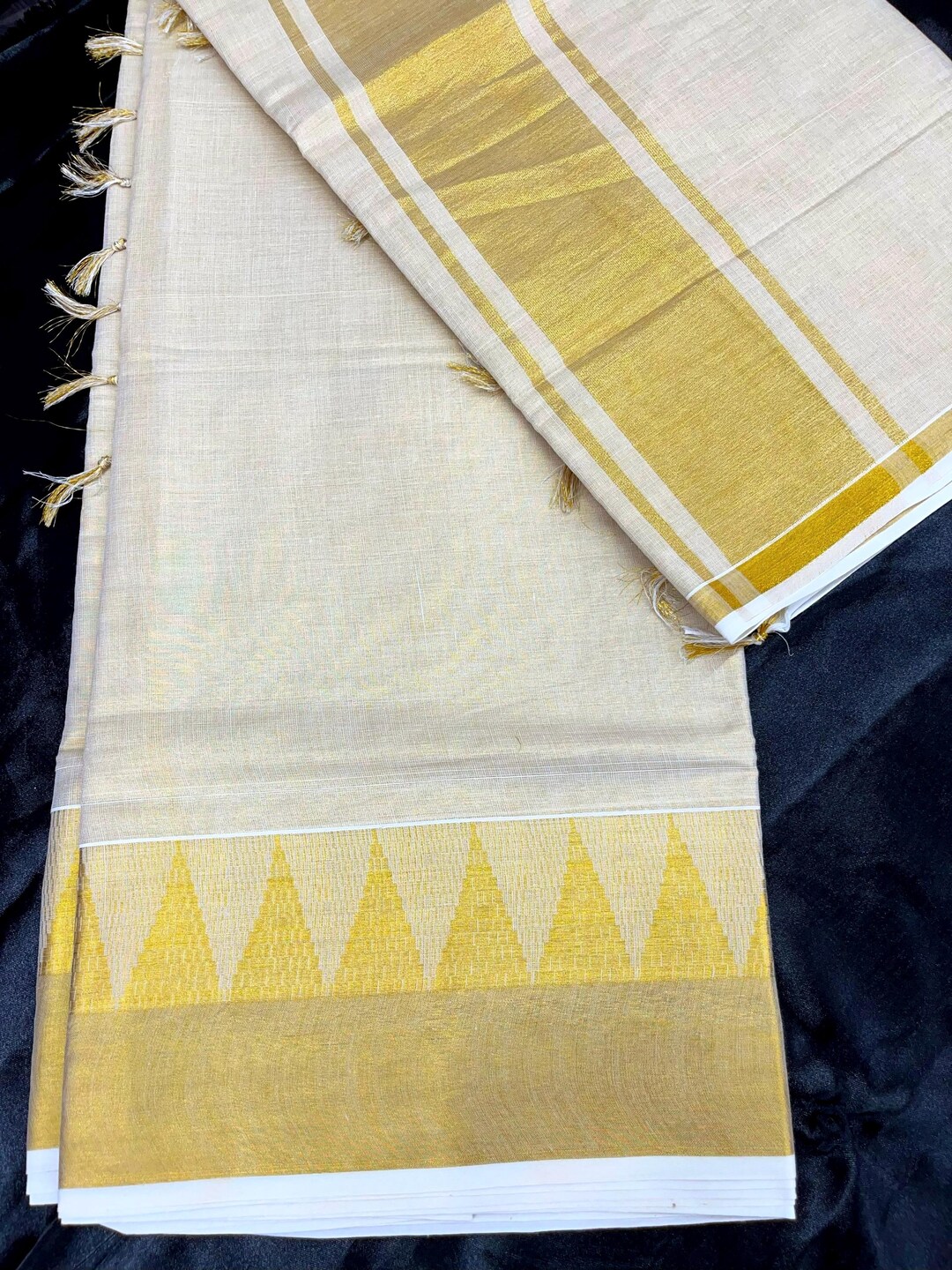 Tissue Silk Kerala Kasavu Saree Krishna Print