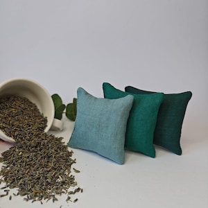 Handgemachte Lavendelblütenbeutel Set mit 3 Lavendelblüten-Kissen Geschenk für Muttertag oder Geschenk für sie Aromatherapie Eco Bloom Duft von Kräutern