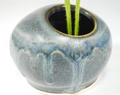Japanese Flower Vase Ikebana, Ceramic, Classic, Made by Hand
