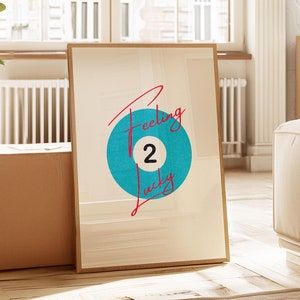 Vintage biljartbal print blauwe biljartbal poster geluksgetal 2 muur kunst retro handgetekende kunst aan de muur trendy kunst aan de muur digitale download afdrukbare