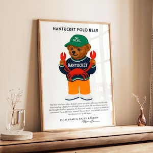 Pôster de urso polo de Nantucket, impressão de parede vintage e elegante, decoração de quarto de meninos com tema costeiro, urso inspirado em Ralph Lauren, pôster de parede náutico de lagosta
