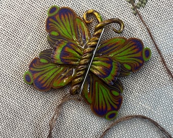 Imán para sujetar agujas con forma de mariposa para punto de cruz, regalo para amantes de la costura.