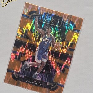 Carte à collectionner n°44 de basket-ball Tyrese Maxey 2023-24 Panini Select Concourse - Philadelphia 76ers - Lunette Prizm