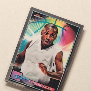 Carte à collectionner #54 Earl Boykins Topps Finest NBA 2021 - Inspirational Underdog à l'état neuf