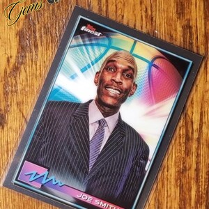 Carte à collectionner n° 9 Joe Smith Topps Finest 2021 - Édition limitée authentique - Souvenirs des Chicago Bulls en parfait état