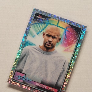 Carte à collectionner #33 Grant Hill Topps Finest NBA 2021 - Lunette 040/199 - Rare collection en parfait état