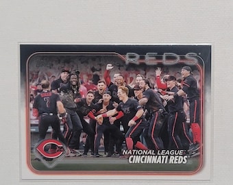 2023 Topps Cincinnati Reds Team Card: National League Central