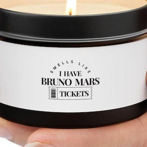 Riecht wie Bruno Mars - Bruno Mars Tickets - Kerzen - Bruno Mars Fan Geschenke - Bruno Mars Konzert - Bruno Mars Merch - Bruno Mars Weihnachten