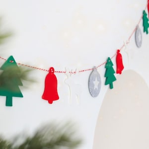 Christmas Burlap Bunting - Felt Holiday Banners - Merry Pennants - Festive Decorations for Xmas