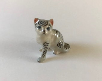 Figurine de chat, Blanc, Bleu, Assis, chaton, Figurine de chat en céramique, figurine en céramique, figurine d'animal, figurine de chat, figurine d'animal, décoration, décor