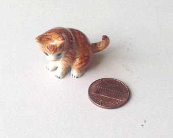 Cat figure, miniature, White, brown, Sit, kitten, Ceramic Cat Figure, ceramic figure, animal figure, cat figurine, animal figurine, decor