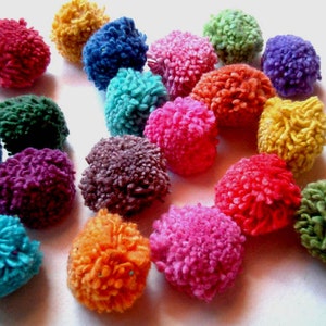 Handmade Yarn pom poms, cotton pom pom, yarn beads, yarn balls, flower, eco, colorful, party, pink, 100 poms, carnival, SALE, discount image 1