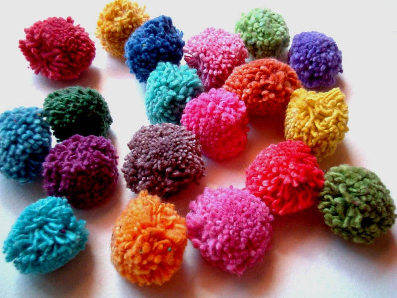 Handmade Yarn pom poms, cotton pom pom, yarn beads, yarn balls, flower, eco, colorful, party, pink, 100 poms, carnival, SALE, discount image 1