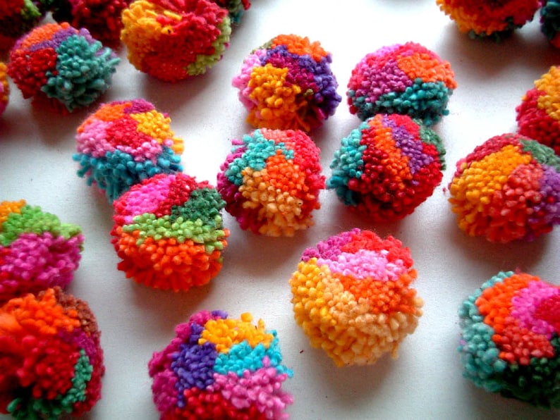 Mixed Colors Pom Poms, yarn pom poms, cotton pom pom, yarn balls, beads, pompom, party decoration, birthday, 50 pom poms, Handmade, colorful image 3