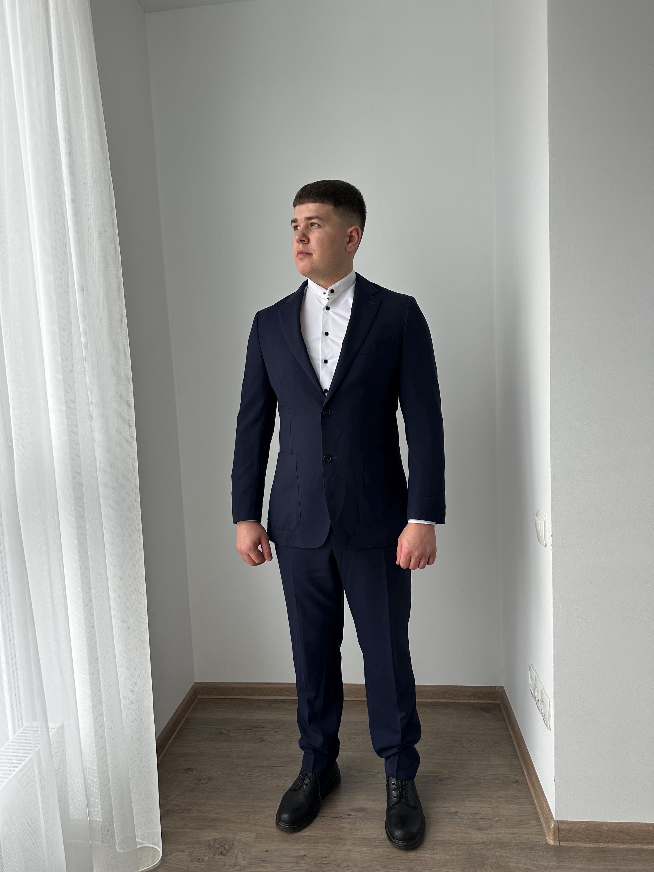 スーツサプライ SUITSUPPLY ウール100% スーツ上下【サイズ46】 ウール100％】スーツ 2つボタン 尾州素材使用 ストライプ STOVEL
