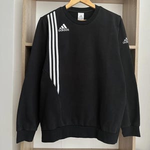Sudadera Adidas negra vintage con logo grande Y2K