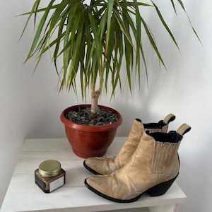 Vintage Cowboy Beige Western Leather Women’s Boots